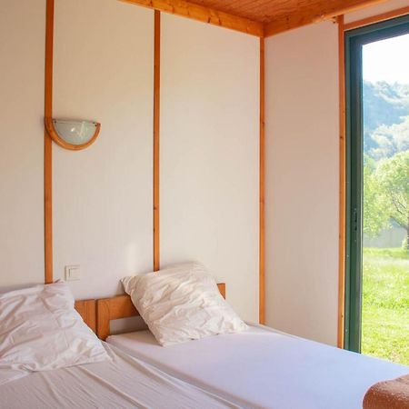 Les Chalets De Booz Saint-Germain-du-Teil ภายนอก รูปภาพ